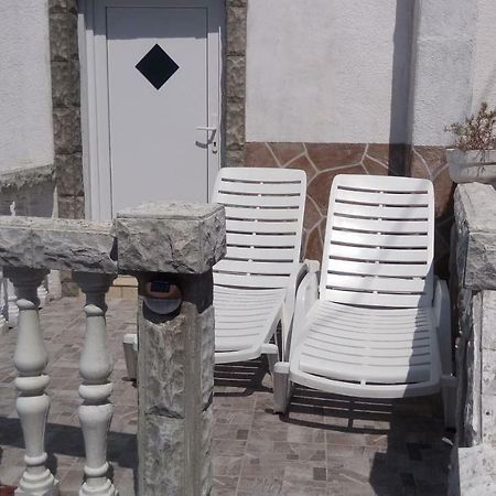Apartmani Mira Senj  Esterno foto