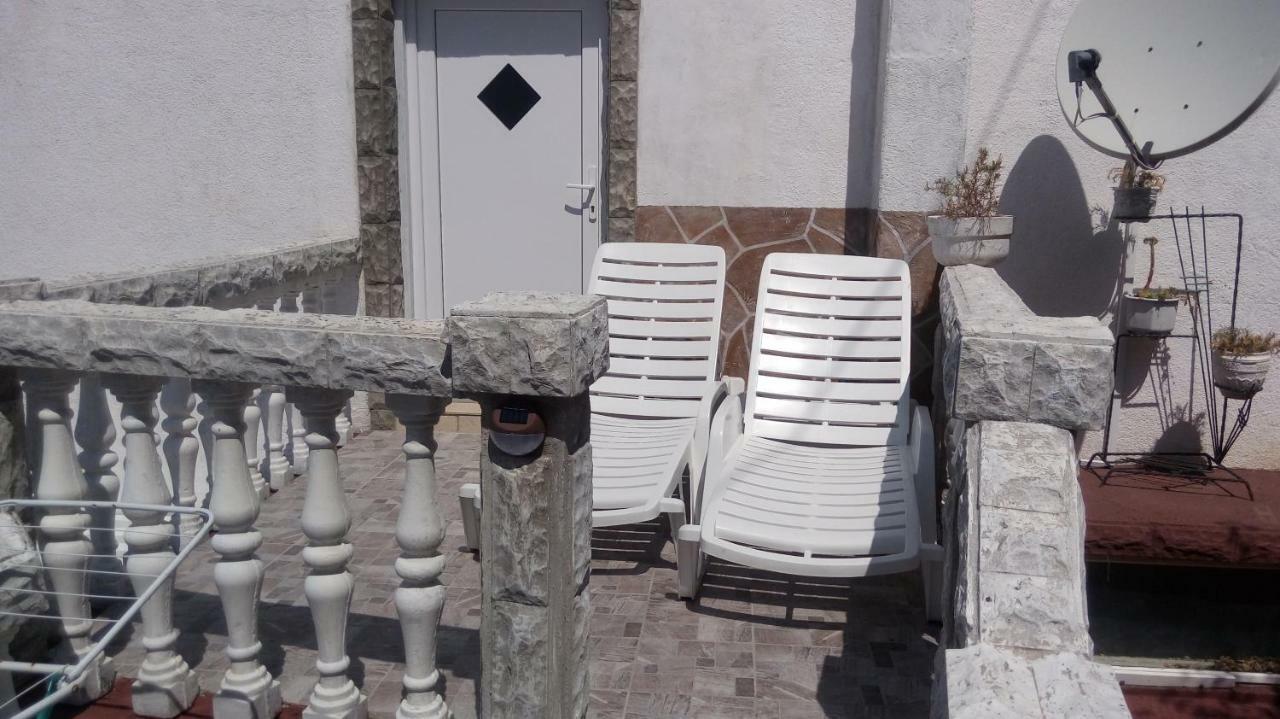 Apartmani Mira Senj  Esterno foto