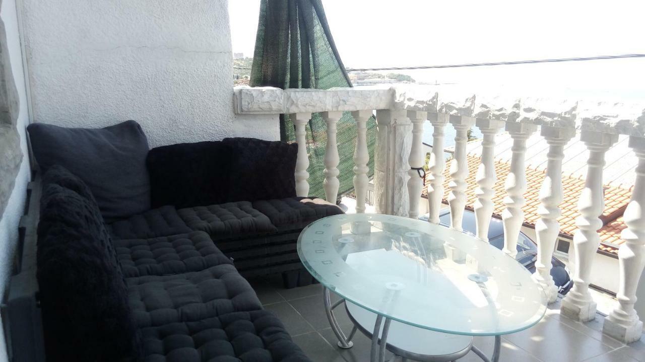 Apartmani Mira Senj  Esterno foto