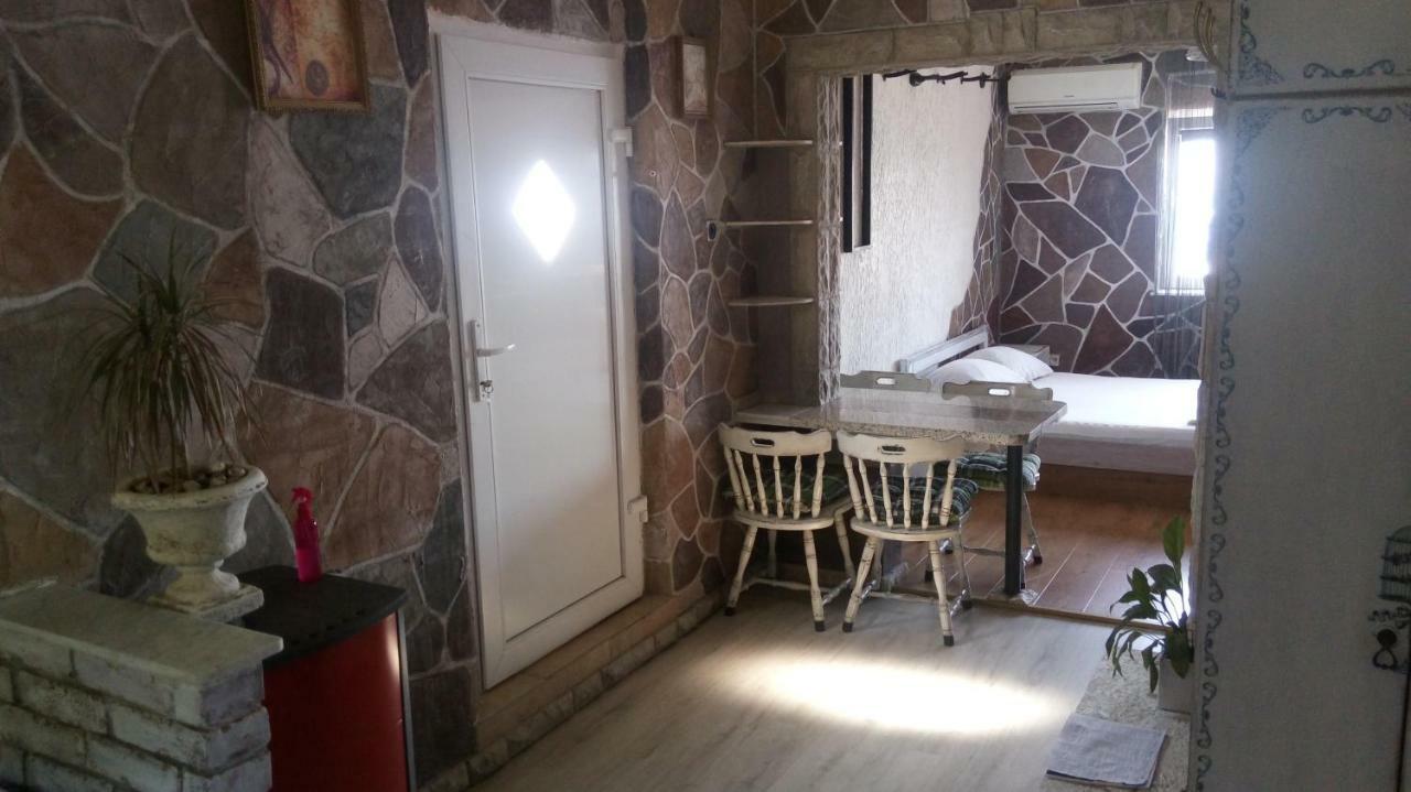 Apartmani Mira Senj  Esterno foto